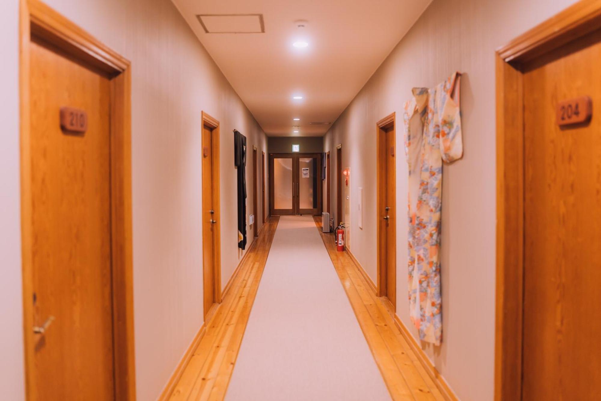 Double Black Hotel Хакуба Екстериор снимка