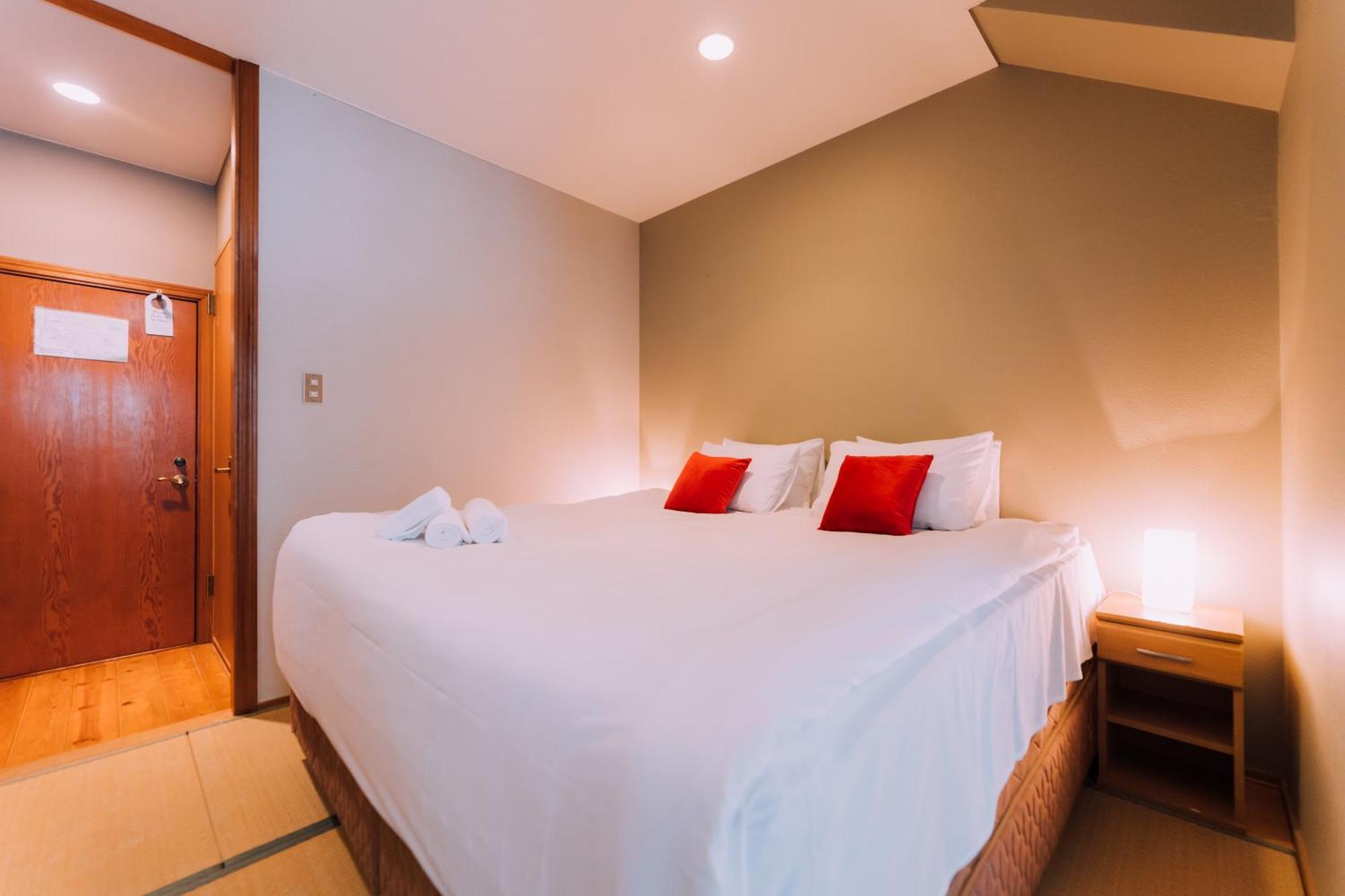Double Black Hotel Хакуба Екстериор снимка