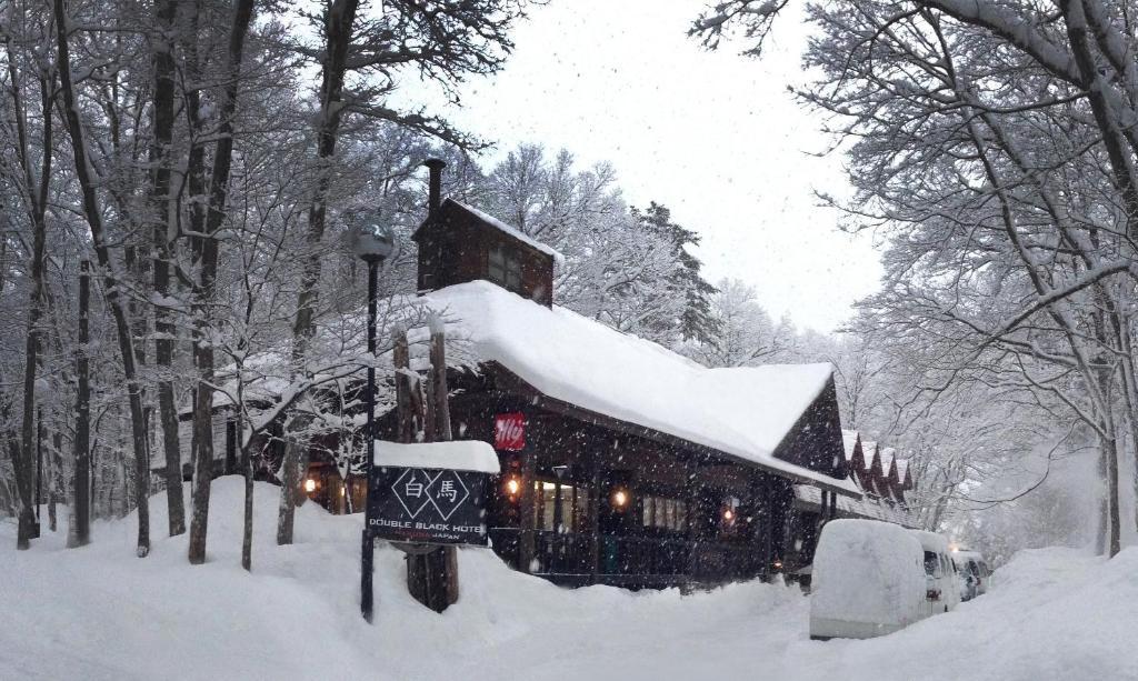 Double Black Hotel Хакуба Екстериор снимка